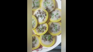 Bánh khọt nước cốt dừa đậu xanh.