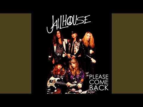 Tonton Long Way Up di YouTube