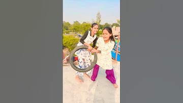 This girl goes astray #comedy #funnyvideos #funny #subscribe #video#shorts￼