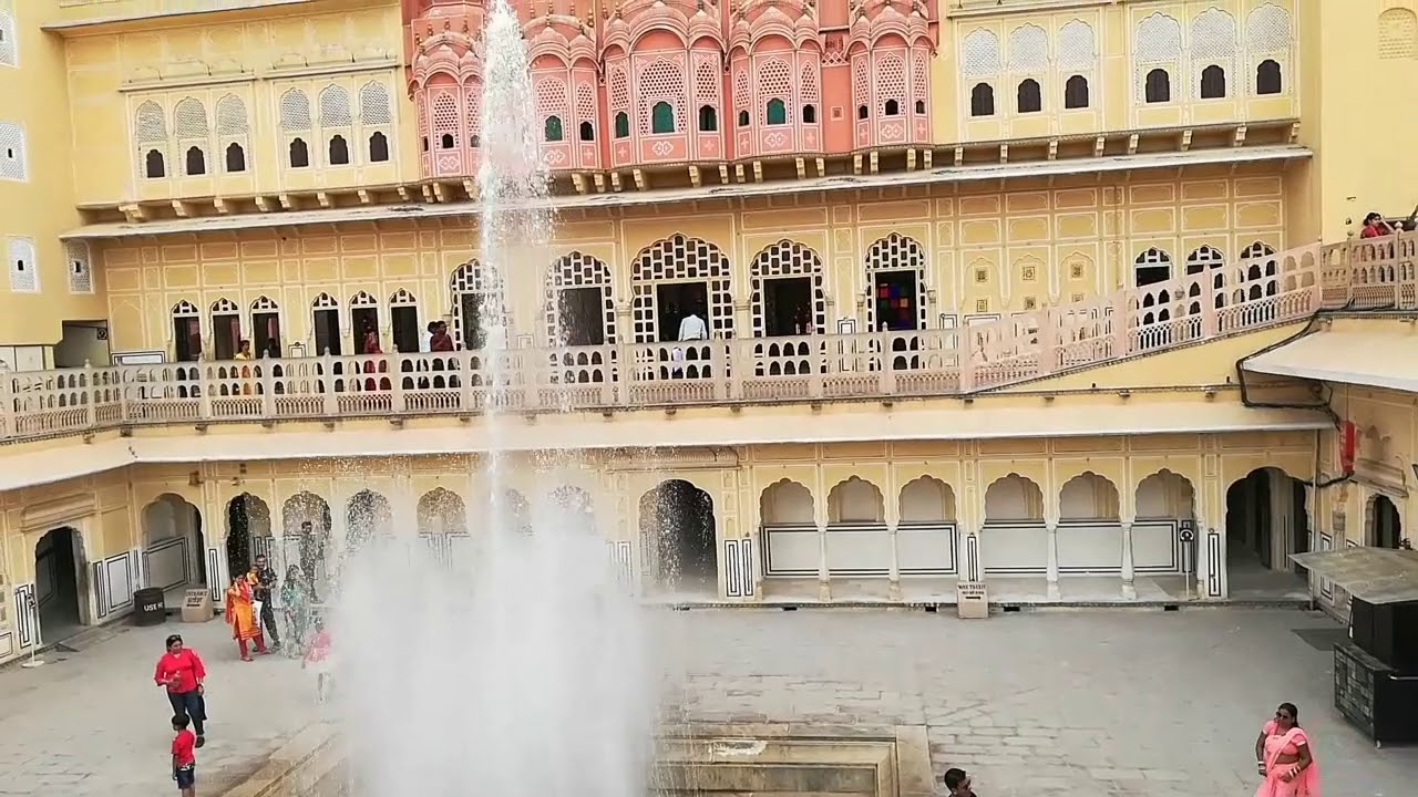 जयपुर की सबसे सुंदर इमारत, हवा महल/Jaipur's most beautiful place/India