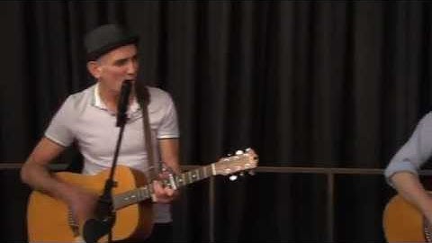 Neil Finn and Paul Kelly: Leaps And Bounds - Live At The House