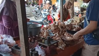 Sisi Lain Pasar Srengat Blitar yang Jarang Orang Tahu [Explore 2026].