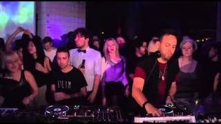 Video voorbeeld van "Maceo Plex - Hale Bopp"