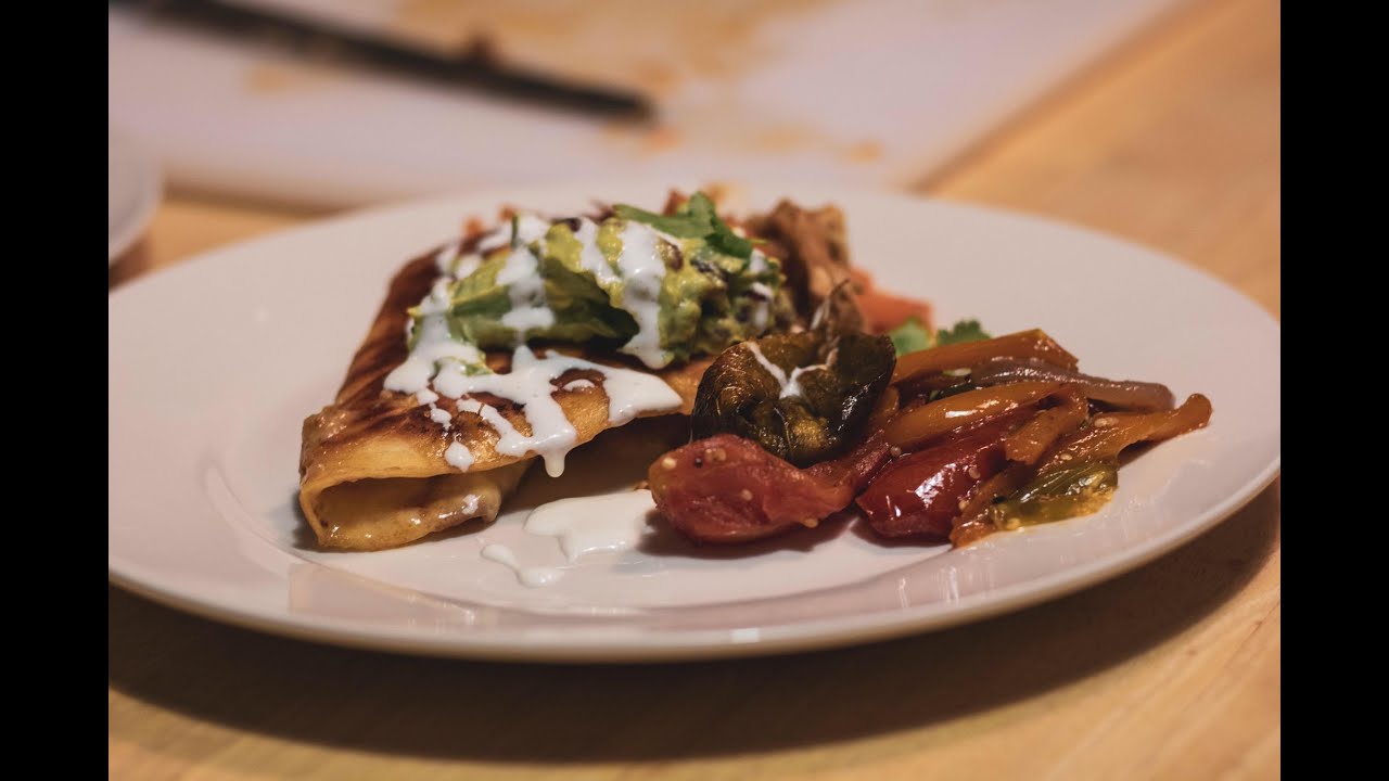 Tailgate Kings do a Smoked Chicken Mole with Papaya Quesadilla YouTube