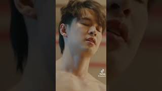 this is such a sensual scene I love it🤭🔥🥵 #warofytheseries #billyseng #nottpan #thaibl #boyslove screenshot 5