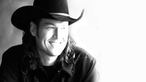 Thumbnail of Honey Bee by Blake Shelton (HQ + lyrics)