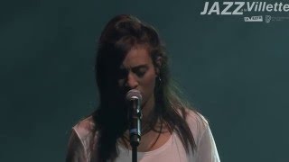 Camélia Jordana - Black is the color (of my true love's hair) chords