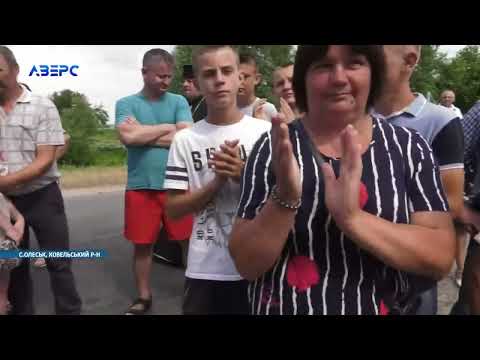 Хочемо українського! - мешканці села Олеськ наполягають на переході до ПЦУ