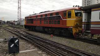ขบวน 281 AHK.4225 ออกกรุงเทพ