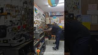 Beginner Locksmith Hands on Training -Identification of standard locks and keys