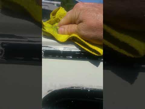 Video: A funksionon Flex Seal në çatitë?