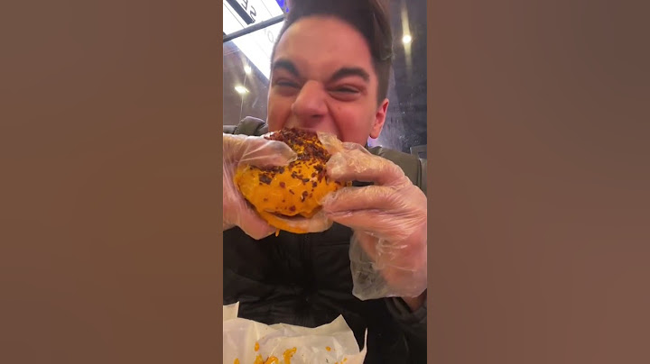 Is a burger full of cheddar good? #shorts #shortsvideo