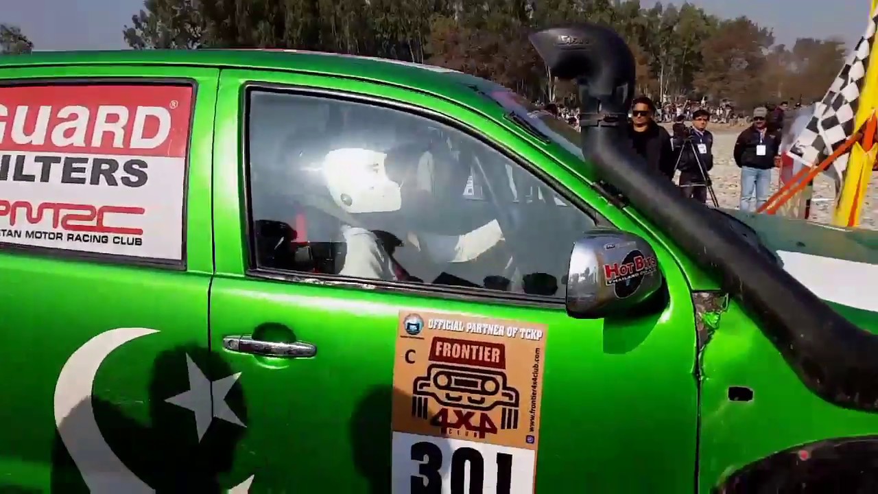 WATER CROSS CHALLENGE | JEEPS | MOTORBIKES | RACE