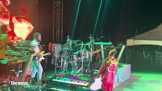 CAPLETON DELIVERS A VERY ENERGETIC PERFORMANCE