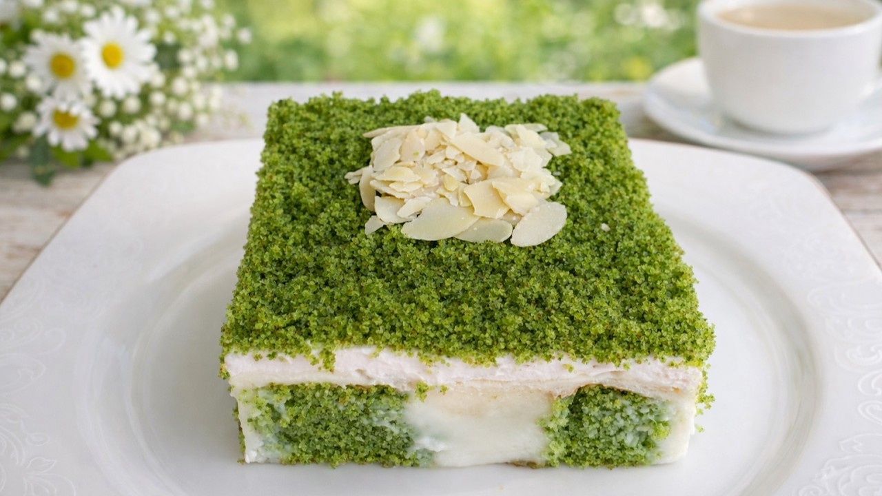 Лучший способ привить детям любовь к овощам: рецепт нежного и сочного шпинатного пирога.