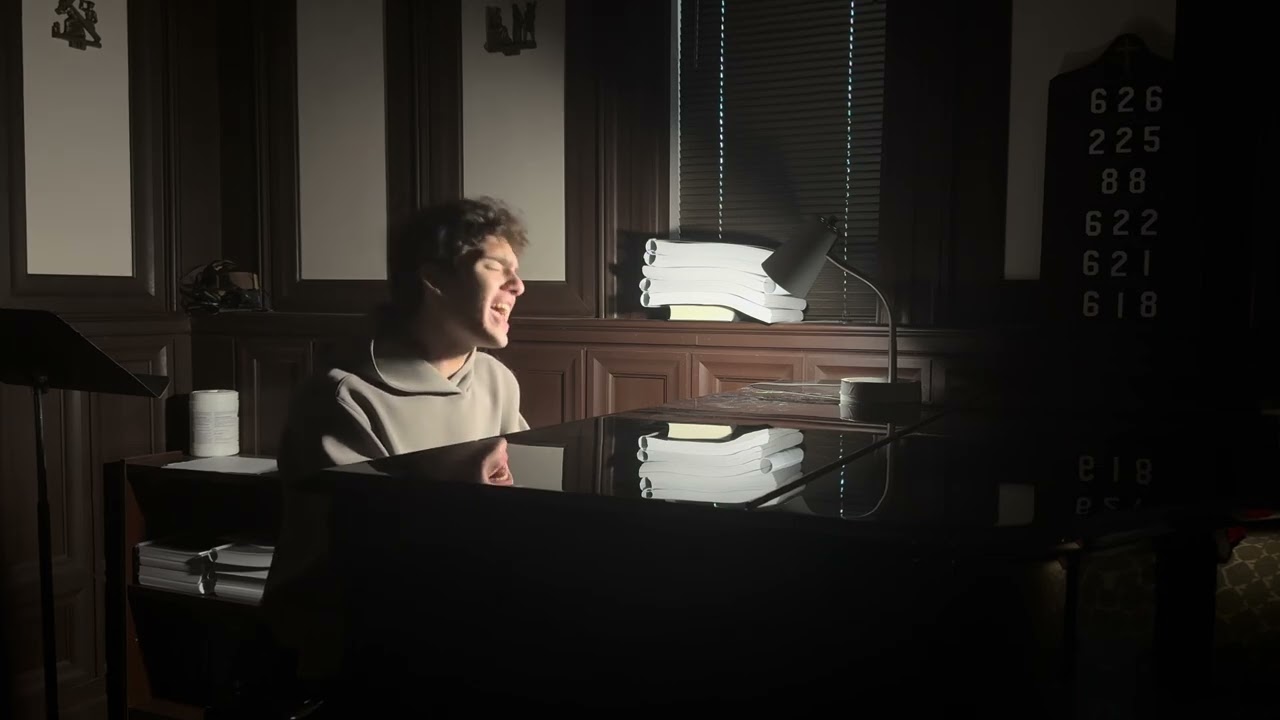 A piano cover of “Garbage” by twenty one pilots