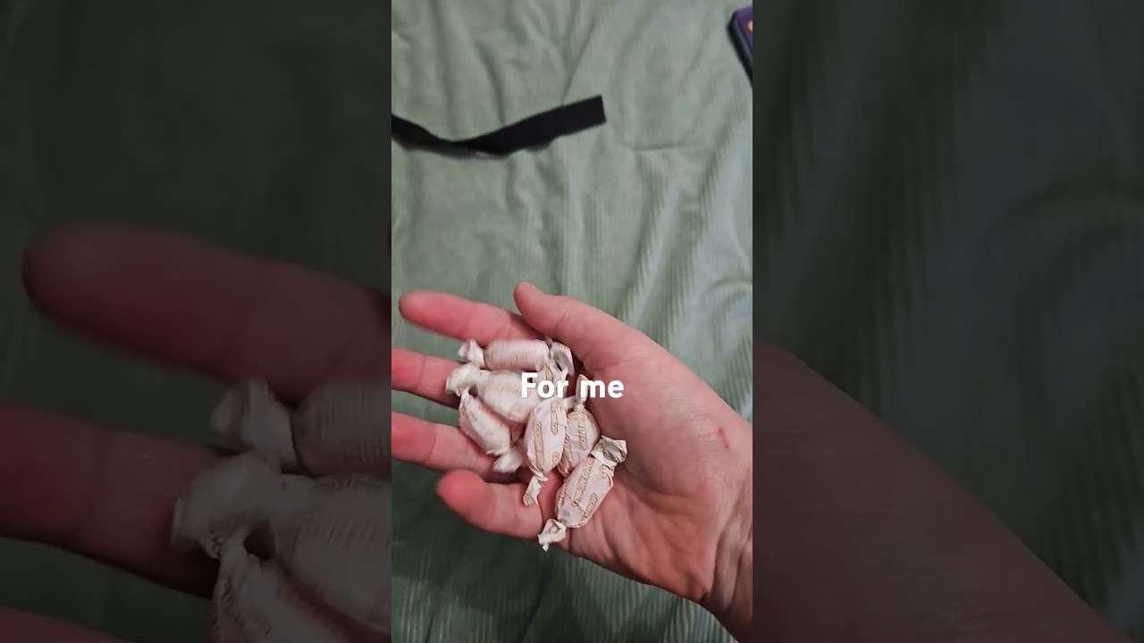 Pack my babysitting bag with me! 