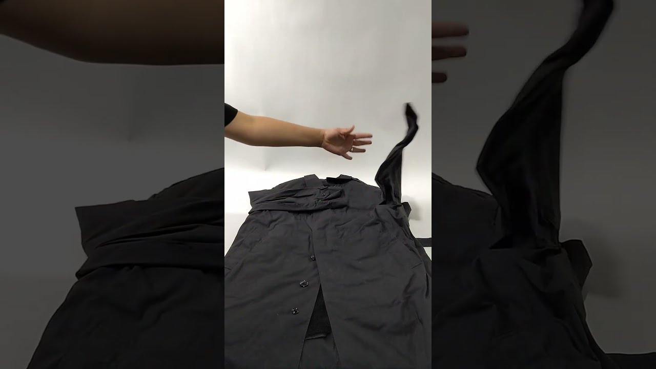 Military Navy Trench Coats A0624210-21 9 pcs 32 lbs Wholesale at Tiedemann Globe