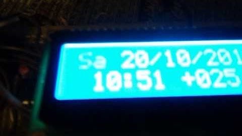 Horloge calendrier et thermomètre programmation Fabrice Sincère réalisé par Marc Paradis