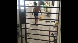 Jangan Pakai Baju Jarang