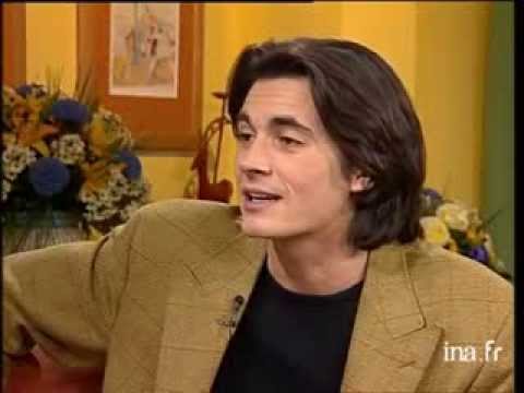 Olivier Minne interview Carlos à propos de l'éducation qu'il a reçu - Nov 1996