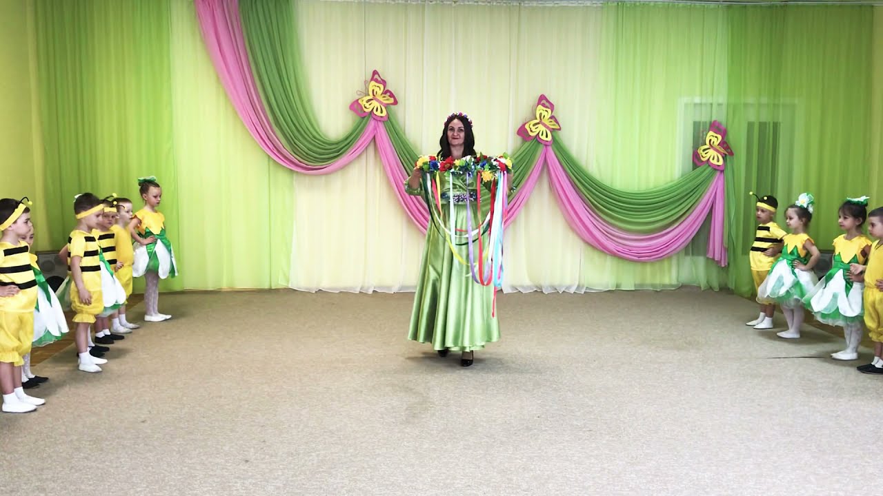 ТАНОК З ВІНКОМ ТА СТРІЧКАМИ | СЕРЕДНЯ ГРУПА І САДОК