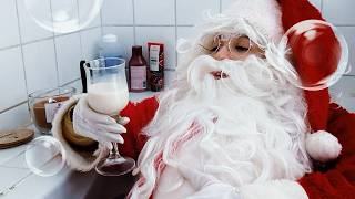 Thumbnail for A Vida Secreta do Papai Noel | Luarices