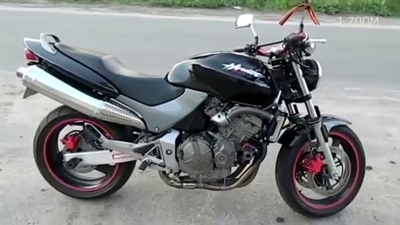 バイク】軽すぎる！SSも余裕で刺せる ホンダ ホーネット600 - YouTube