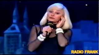 Video thumbnail of "RAFFAELLA CARRÁ - VOY A PERDER LA CABEZA POR TU AMOR + RUMBA MIX (HOLA RAFFAELLA)"