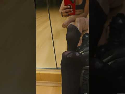 smelly stinky nylons