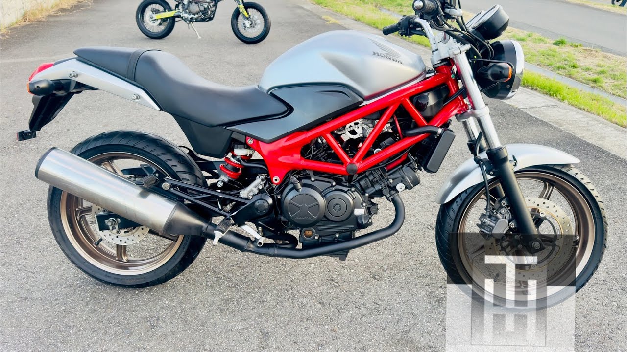 HONDA VTR 250-2 - YouTube