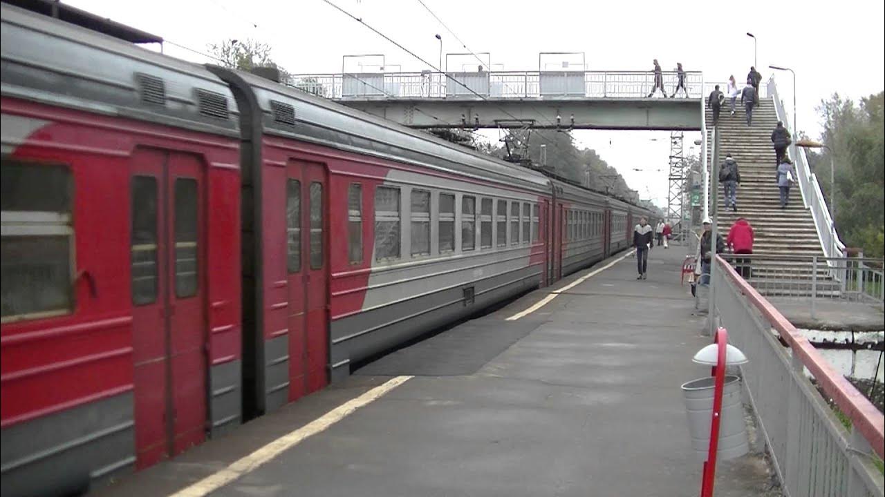 Электричка до поселка киевский. Поселок киевский жд депо бекасово. Электричка до поселка киевский. Киевский поселок фото. Электричка до поселка киевский.