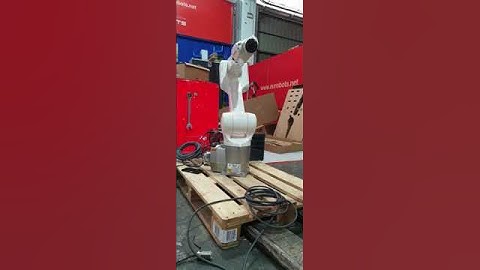 KUKA KR10 R1100 with KRC4 controller