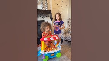 The good kid - learn to share with others #shorts