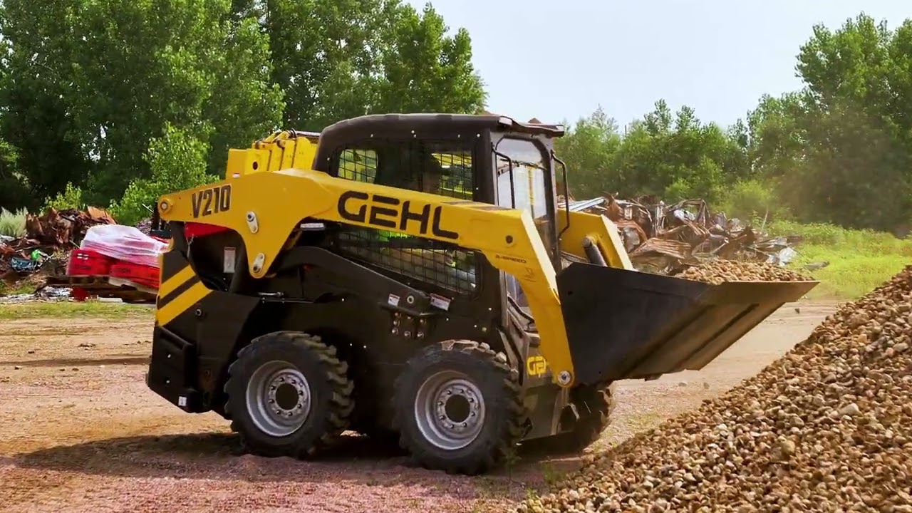 GEHL Commercial : Skid Loaders