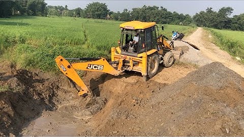 JCB Backhoe Loader Making A Bridge Foundation - JCB Backhoe Video