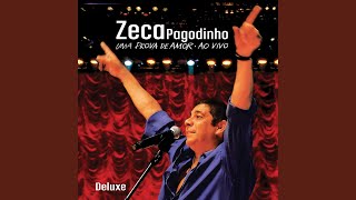 Video thumbnail of "Zeca Pagodinho - Vivo Isolado Do Mundo (Ao Vivo / Bonus Track)"
