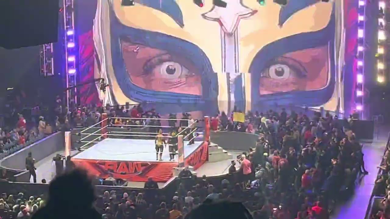 WWE Monday Night Raw Live At Allstate Arena Chicago Illinois 2022