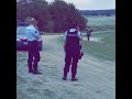 Capture de la vidéo Il Fait Des Roue Devant La Police Tibs_8.5 Wheeling Coops
