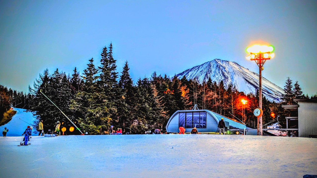 Tokyo Suburbia Diary | The Day We Suddenly Wanted to Go Skiing