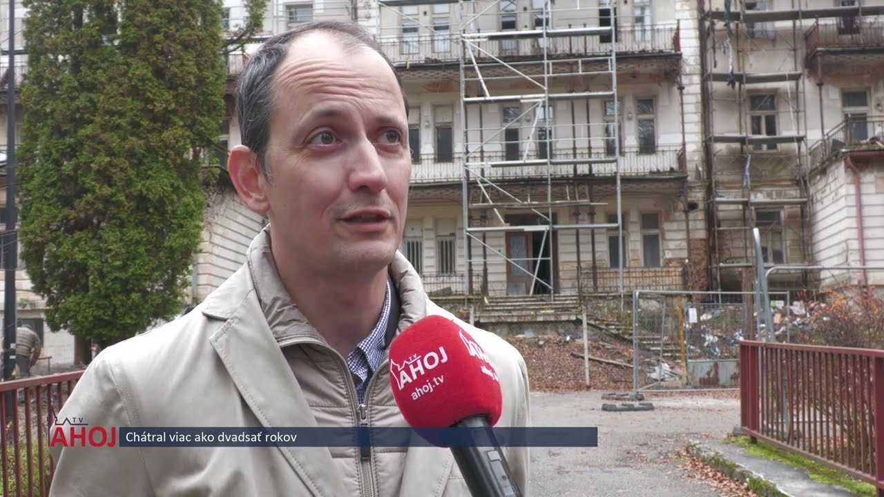 Chátral viac ako dvadsať rokov. Bardejovské Kúpele začali rekonštruovať hotel Dukla