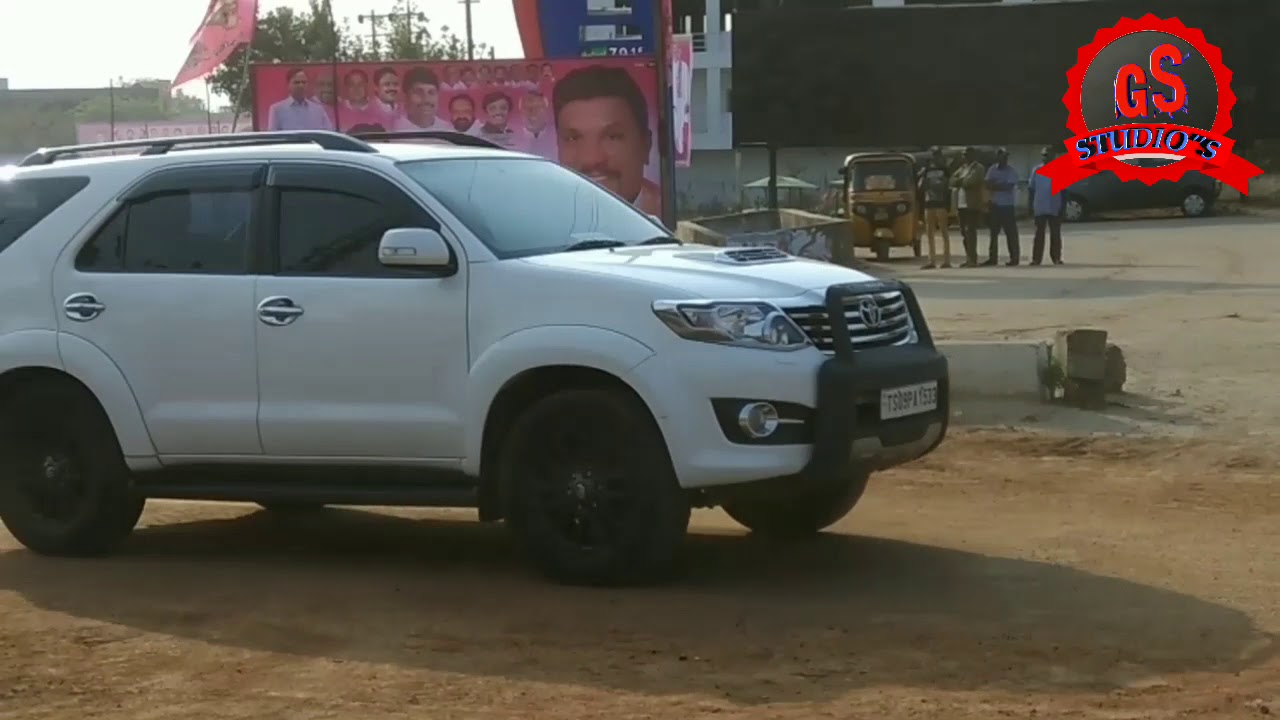 CM KCR convoy in CCC Naspur Manchirala