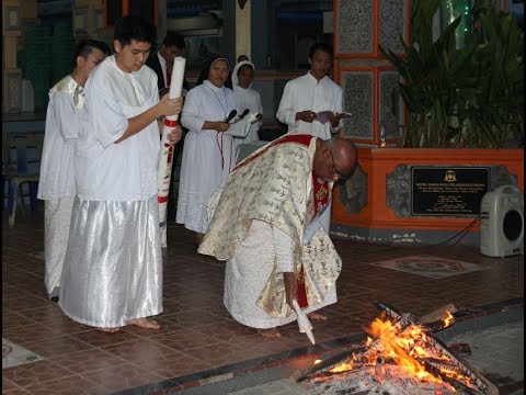 Video: Apakah serramonte buka pada Paskah?