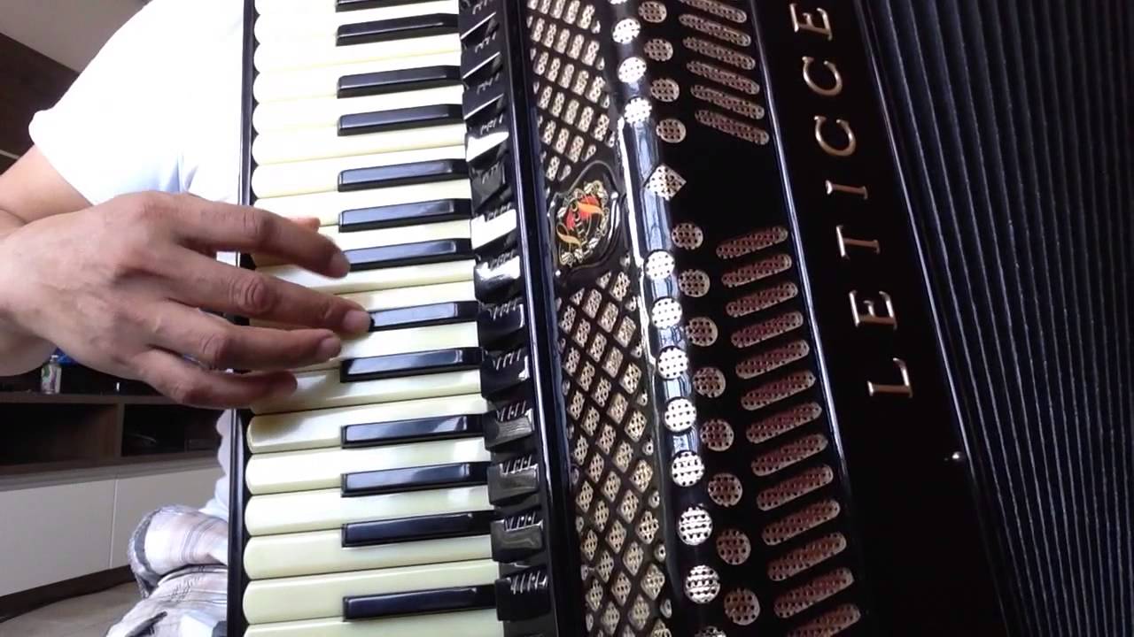 Video Aula Acordeon--Sabado é o Dia.