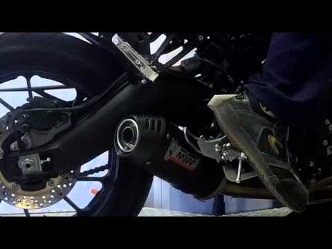 ECHAPPEMENT COMPLET 3X1 MIVV OVALE CARBONE-CARBONE YAMAHA MT-09 TRACER 2015-2020 vidéo