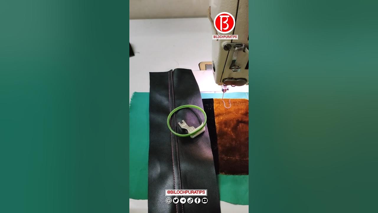 I also found a small tool for making velvet without slipping needles