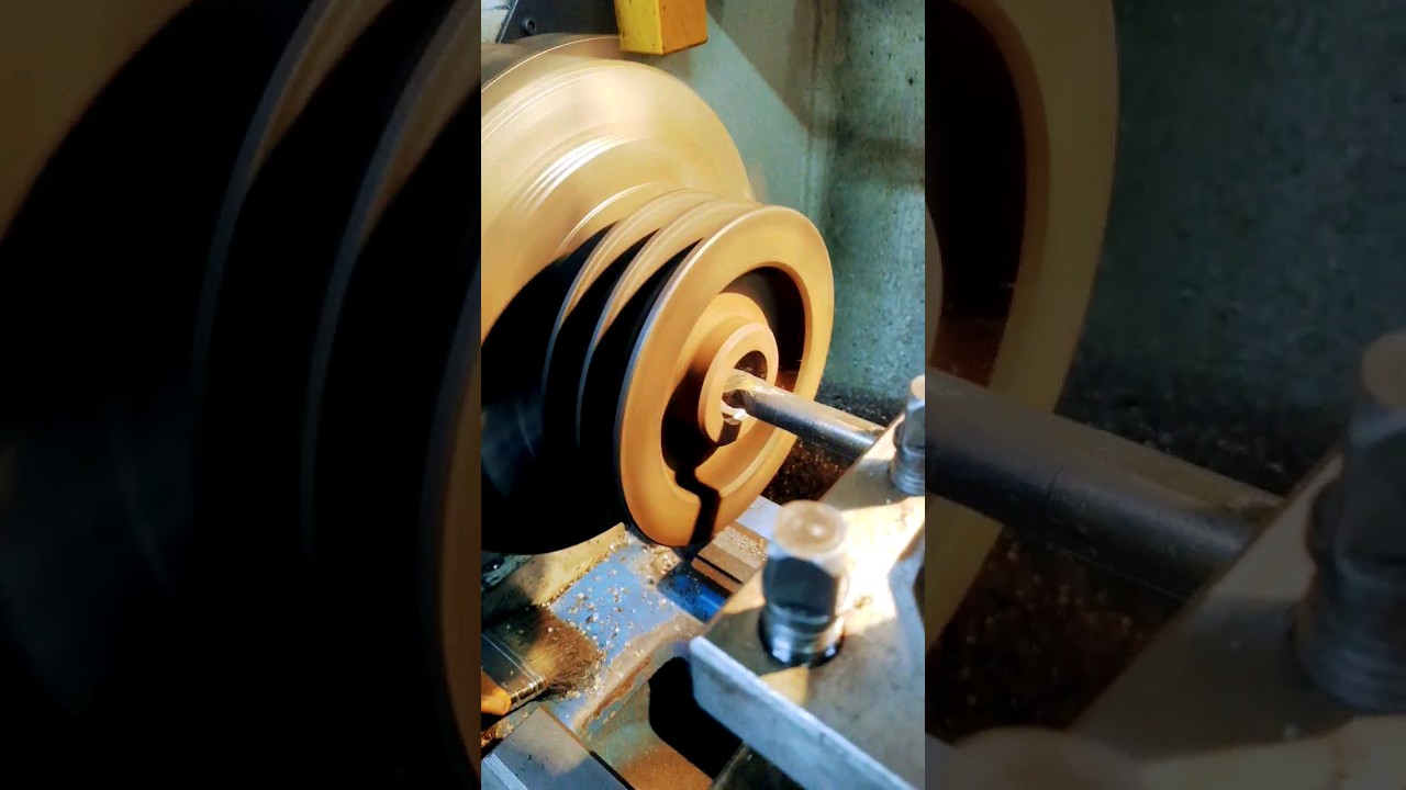 Old V-belt Pulley Repair and Machining 