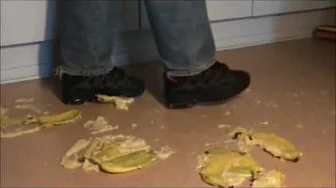 Banana stomping with Osiris D3