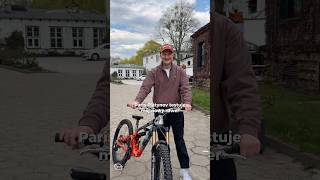 Paris Platynov potrafi bunny hopa 💀