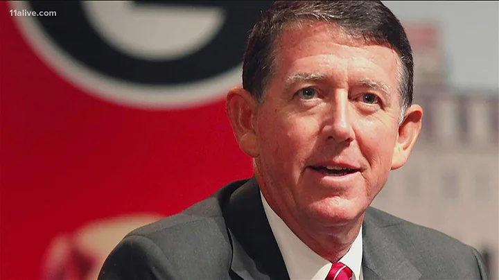 University of Georgia athletic director to step down